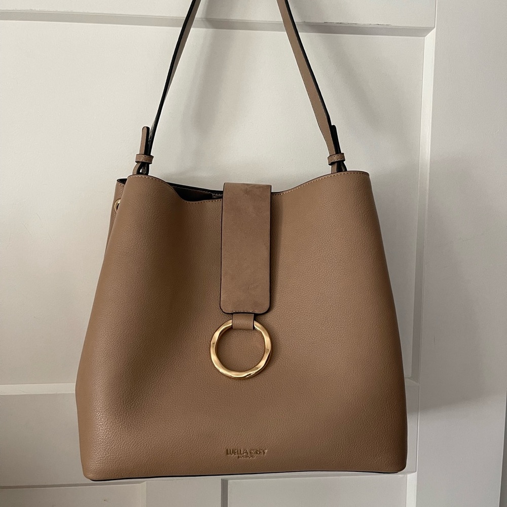 Tan Leather Shoulder Bag with Gold Ring Accent